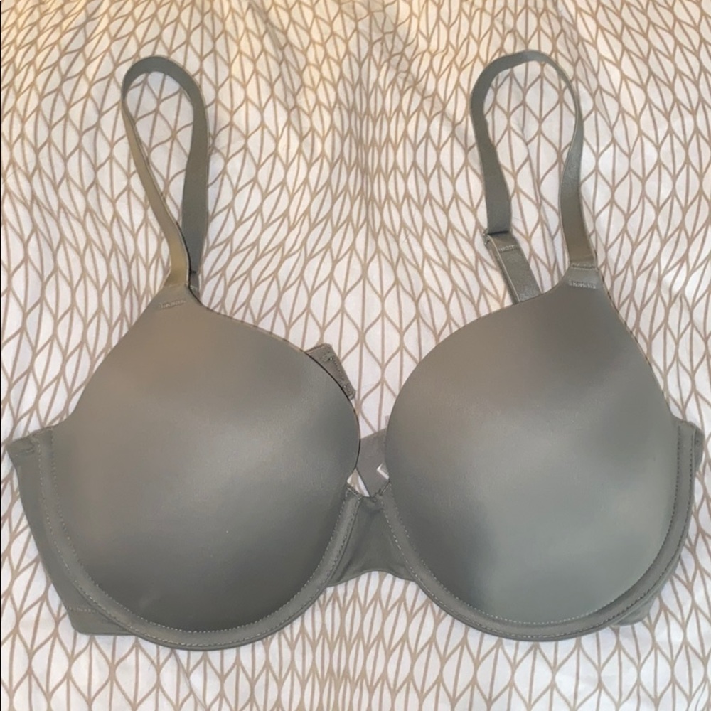 NWOT PINK T-Shirt Bra 36D